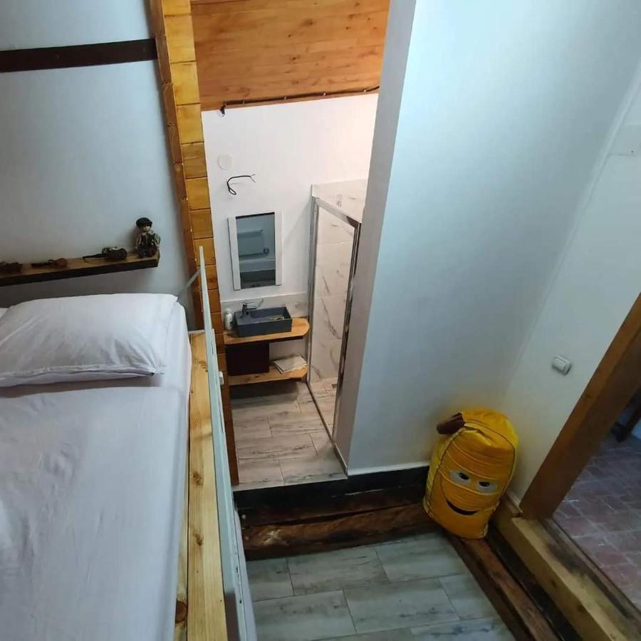 Kalmul Naturii, Iuresul Padurii Firiza Luaran gambar